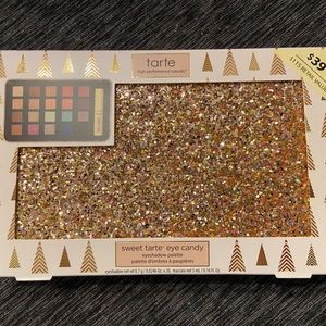 Tarte Cosmetics eye shadow palette